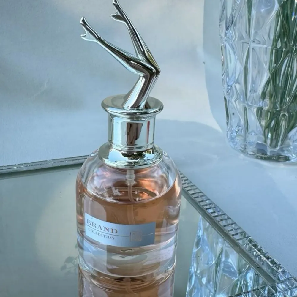 Perfume Feminino Brand Collection 25ml N° 136/802 - Imagem 2